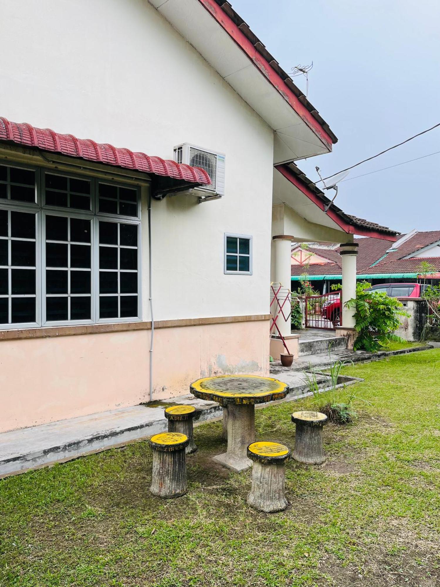Sofea Homestay イポー エクステリア 写真